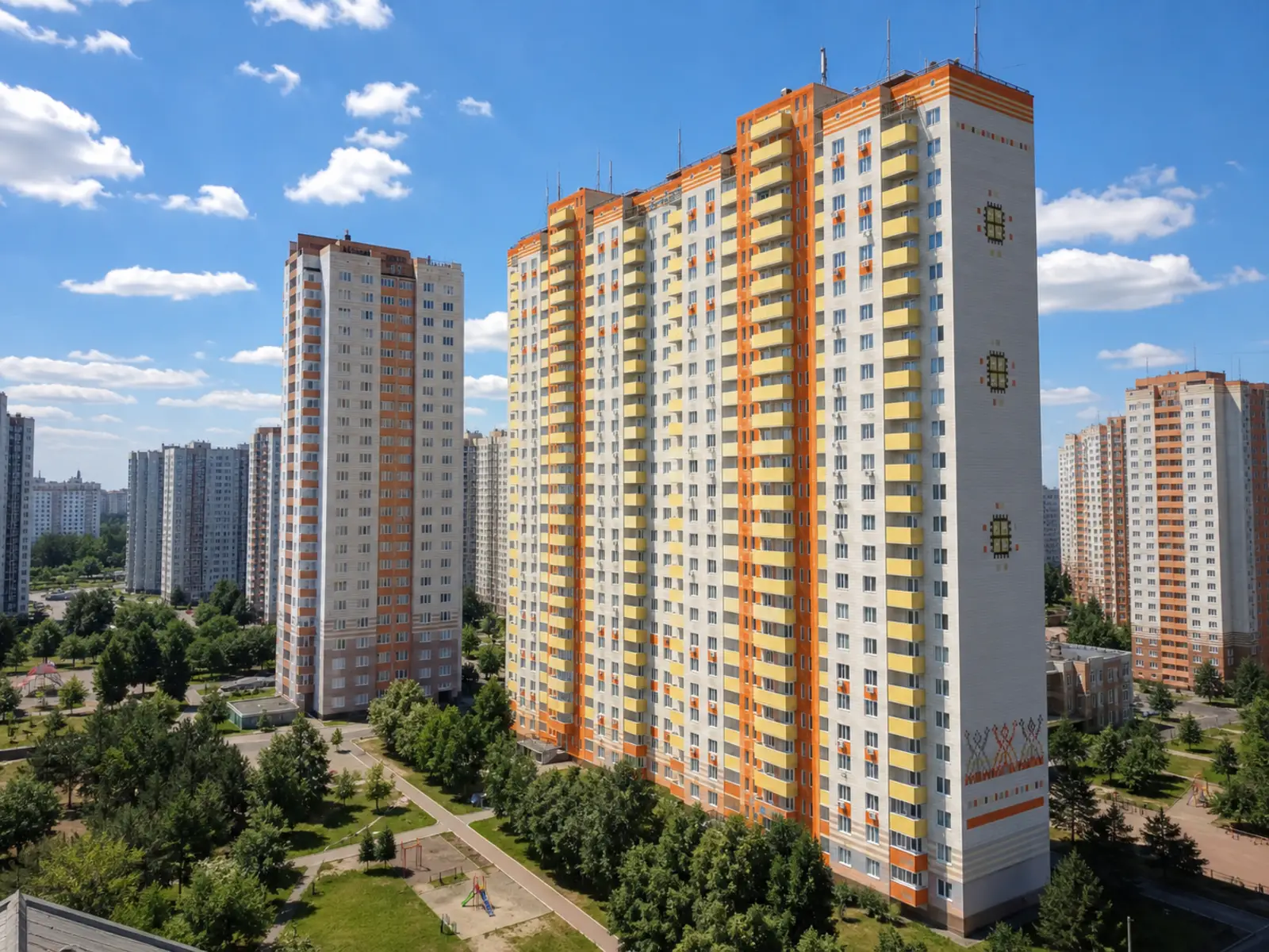 Patriotyka residential estate in Kyiv, Osokorky